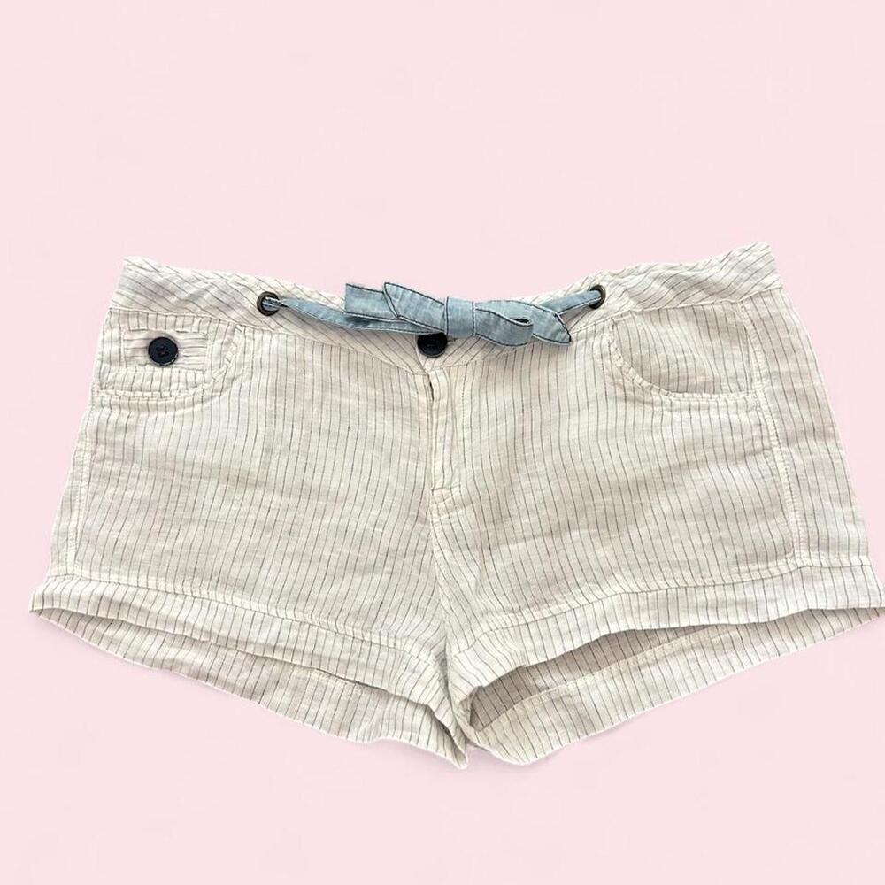 Touché Balmeaire low rise 100% linen shorts with blue stripes & built in belt